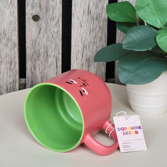 Quirky Simple Line Art Face Pink Mug with Green Interior by Dopamine Decor - Picture 3 of 4